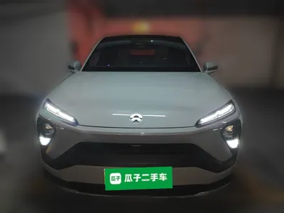 Nio EC6