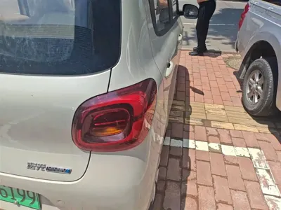Wuling MINIEV
