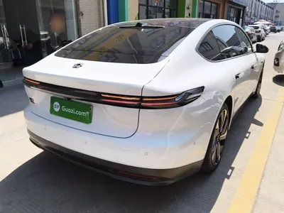 Nio ET7