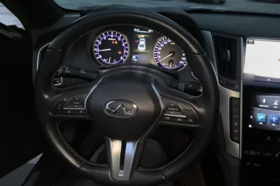 Infiniti Q60