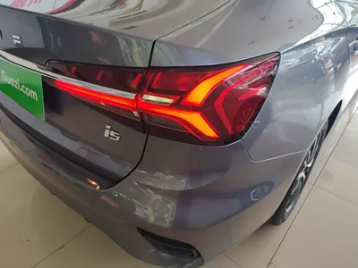 Roewe i5