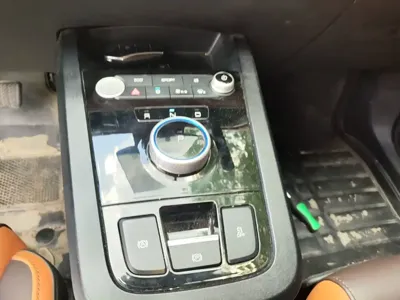 BYD e2