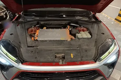 Nio ES8