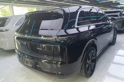 Li Auto L7