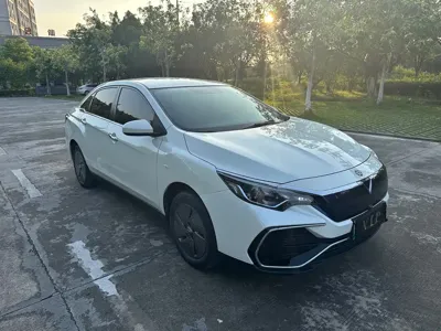 Venucia D60 EV