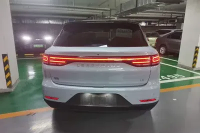 Leapmotor C11