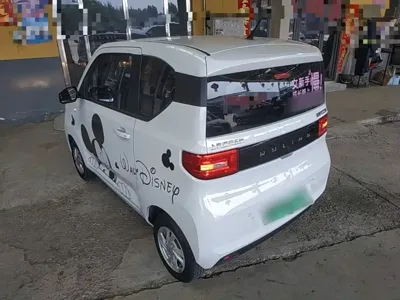 Wuling MINIEV