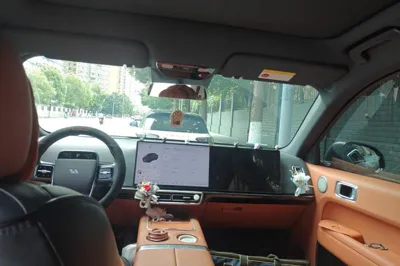 Li Auto L6