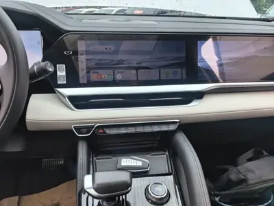 Geely Xingyue L