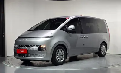 Hyundai Staria
