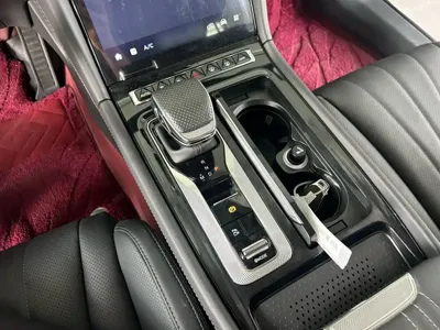Hongqi Hongqi H5