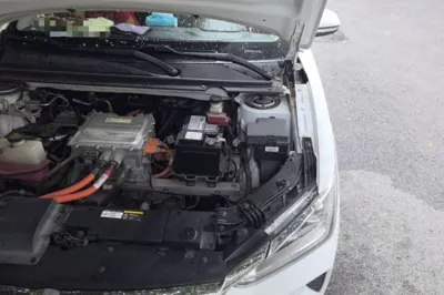 BYD e2
