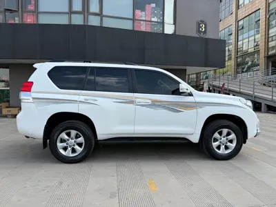 Toyota Prado (Import)