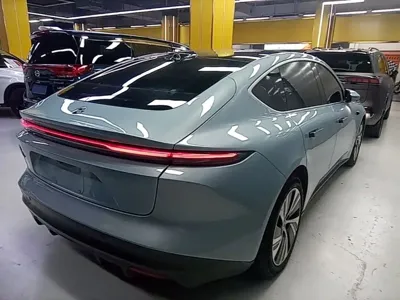 Nio ET5