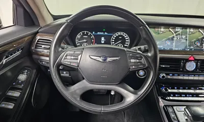 Genesis EQ900