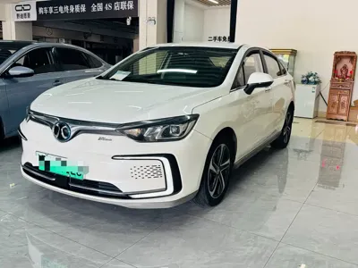BAIC EU5