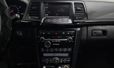 Kia Opirus