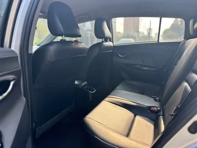 Toyota Yaris L