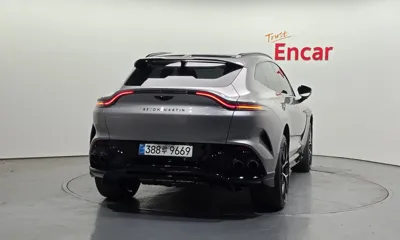 Astonmartin DBX