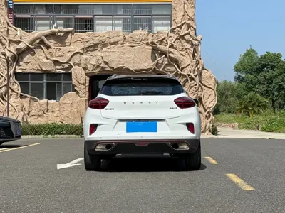 Geely Emgrand GS