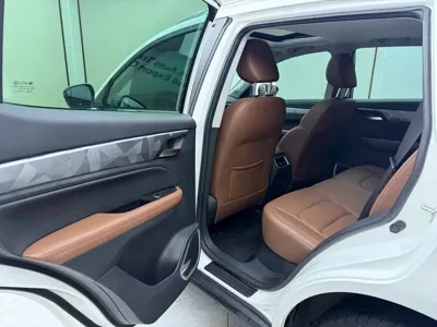 Geely Vision X6