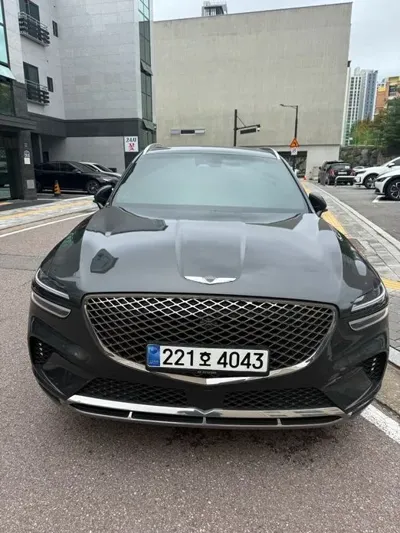 Genesis GV70
