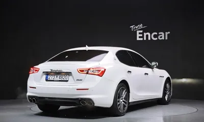 Maserati Ghibli