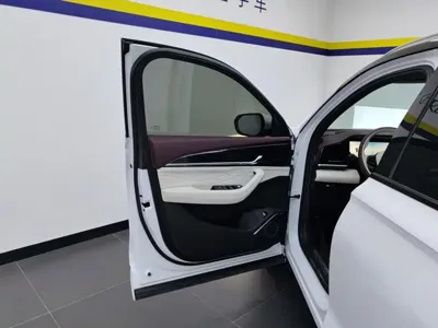 Geely Xingyue L