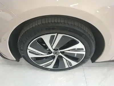 Nio ET5