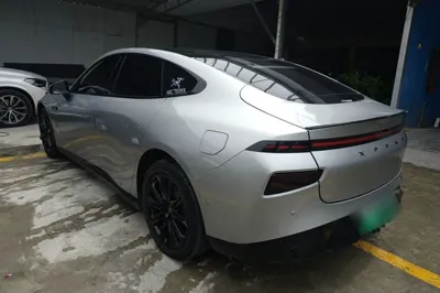 Xpeng P7