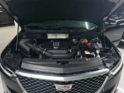 Cadillac XT6