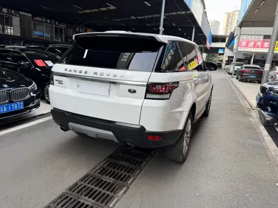 Land Rover Sport