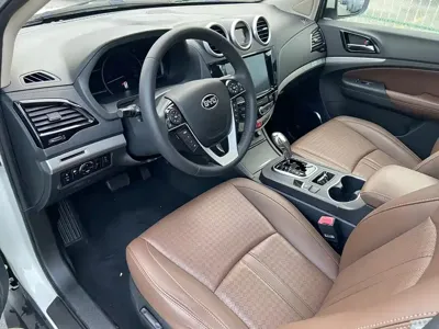 BYD S7