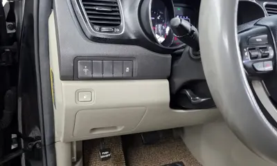 Kia Canival