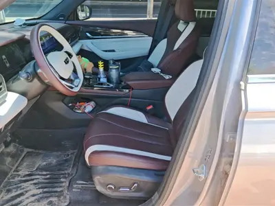 Geely Xingyue L