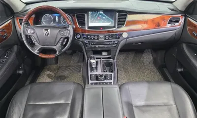 Hyundai Equus