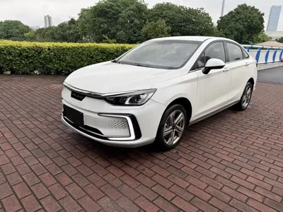 BAIC EU5