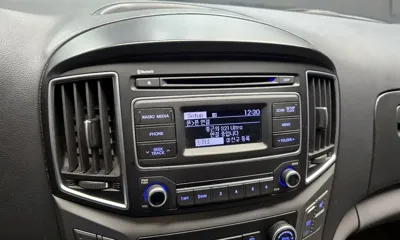 Hyundai Starex