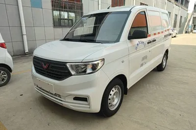 Wuling Hongguang V