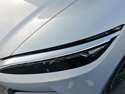 BYD 汉L