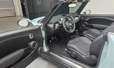 MINI Cooper Convertible