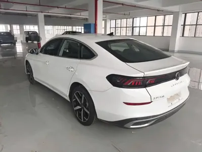 Volkswagen Lamando