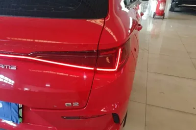 BYD e2