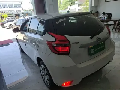Toyota Yaris L