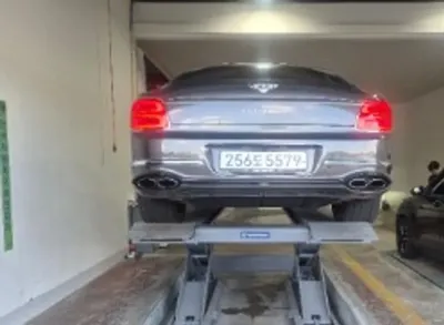 Bentley Flying Spur