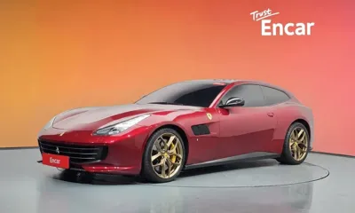 Ferrari GTC4 Lusso