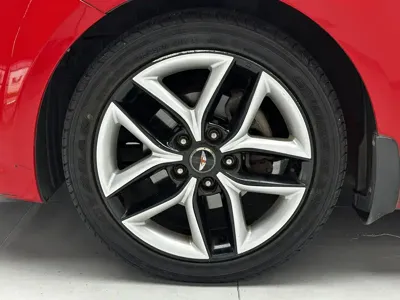 Kia Shuma