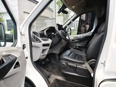 大通 V90