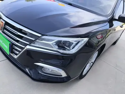 Roewe i5