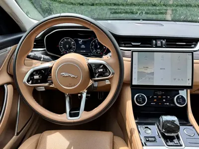 Jaguar XFL